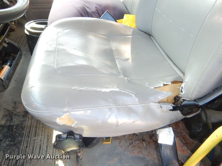 image for item DI2542 2003 Freightliner Business Class M2 refuse truck