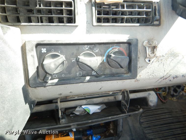 image for item DI2542 2003 Freightliner Business Class M2 refuse truck