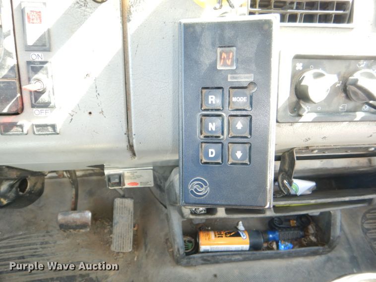 image for item DI2542 2003 Freightliner Business Class M2 refuse truck