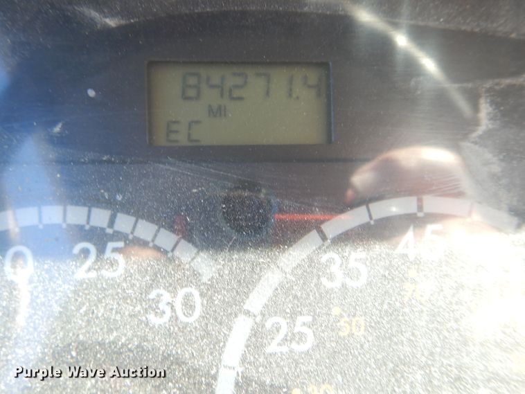 image for item DI2542 2003 Freightliner Business Class M2 refuse truck