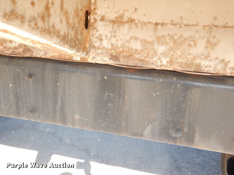 image for item DI2542 2003 Freightliner Business Class M2 refuse truck