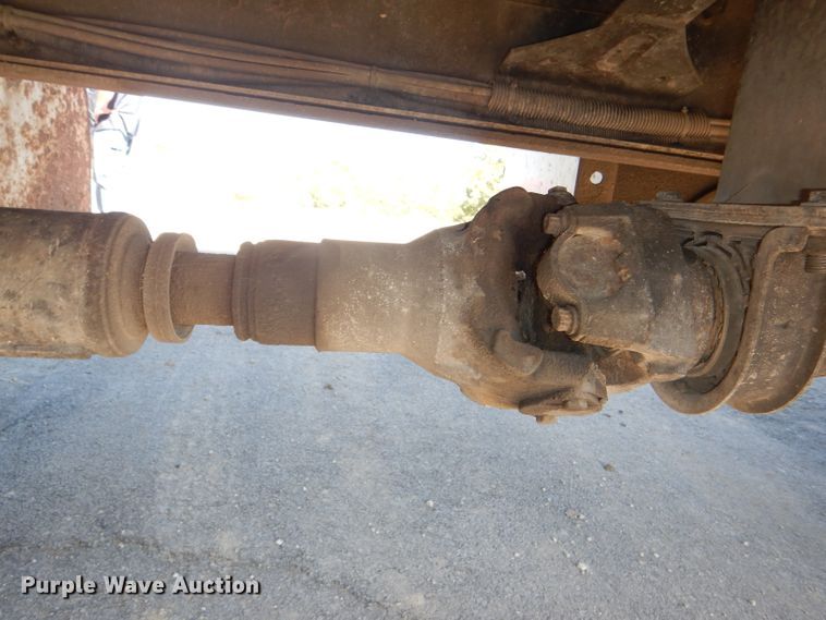 image for item DI2542 2003 Freightliner Business Class M2 refuse truck