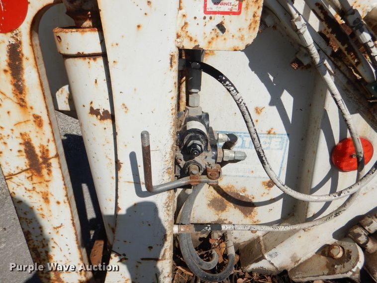 image for item DI2542 2003 Freightliner Business Class M2 refuse truck