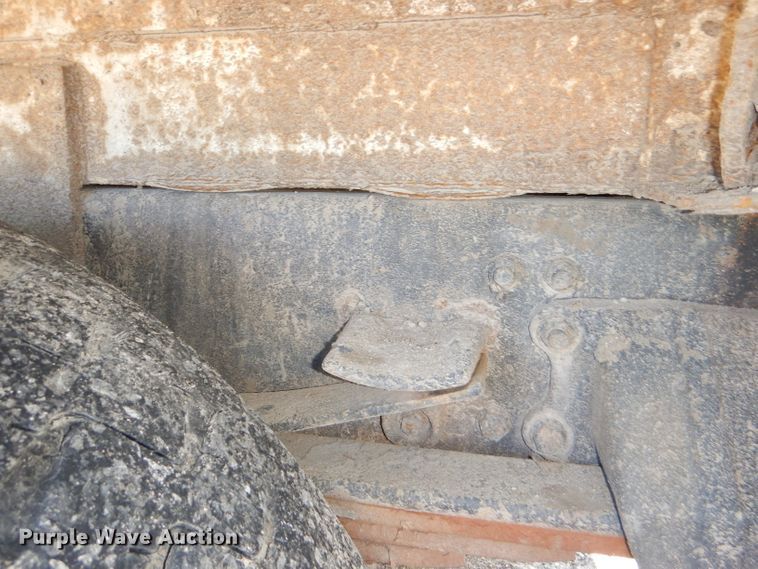 image for item DI2542 2003 Freightliner Business Class M2 refuse truck