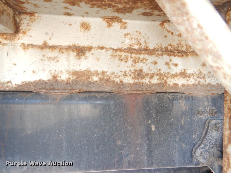 image for item DI2542 2003 Freightliner Business Class M2 refuse truck