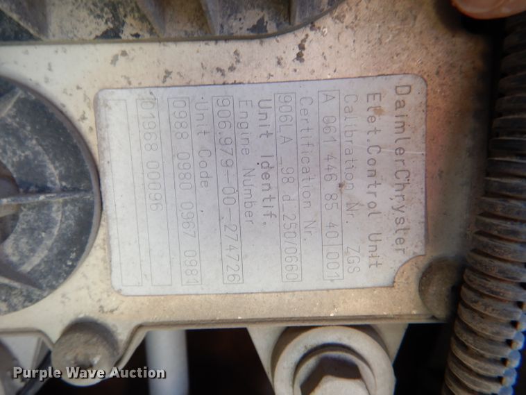 image for item DI2542 2003 Freightliner Business Class M2 refuse truck