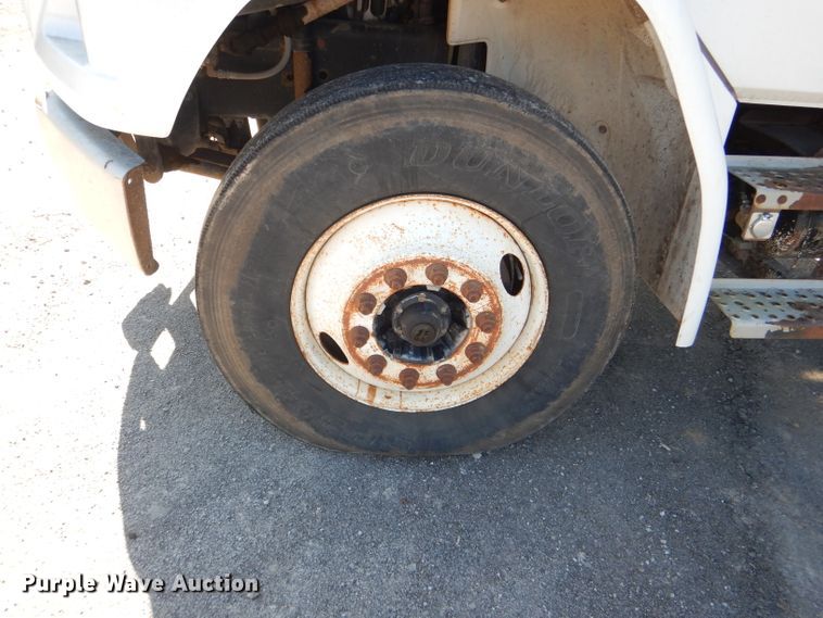 image for item DI2542 2003 Freightliner Business Class M2 refuse truck