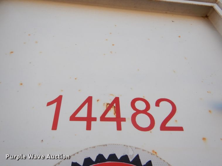 image for item DI2542 2003 Freightliner Business Class M2 refuse truck