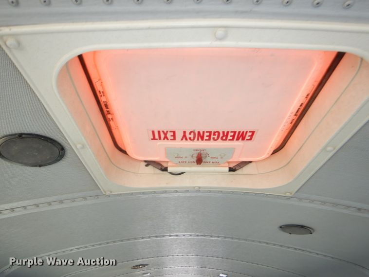 image for item DI2547 2002 Freightliner FS65 Thomas school bus