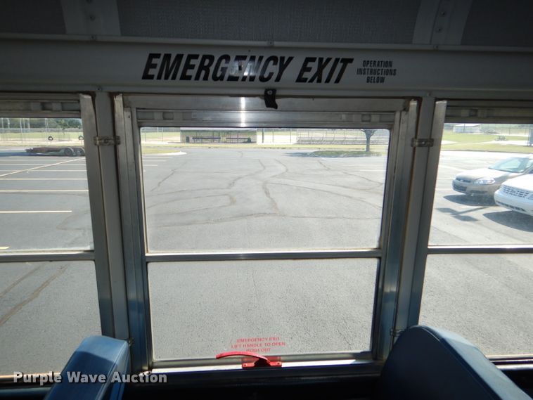 image for item DI2547 2002 Freightliner FS65 Thomas school bus