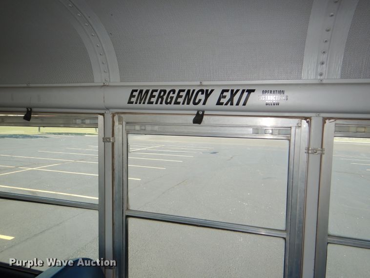 image for item DI2547 2002 Freightliner FS65 Thomas school bus