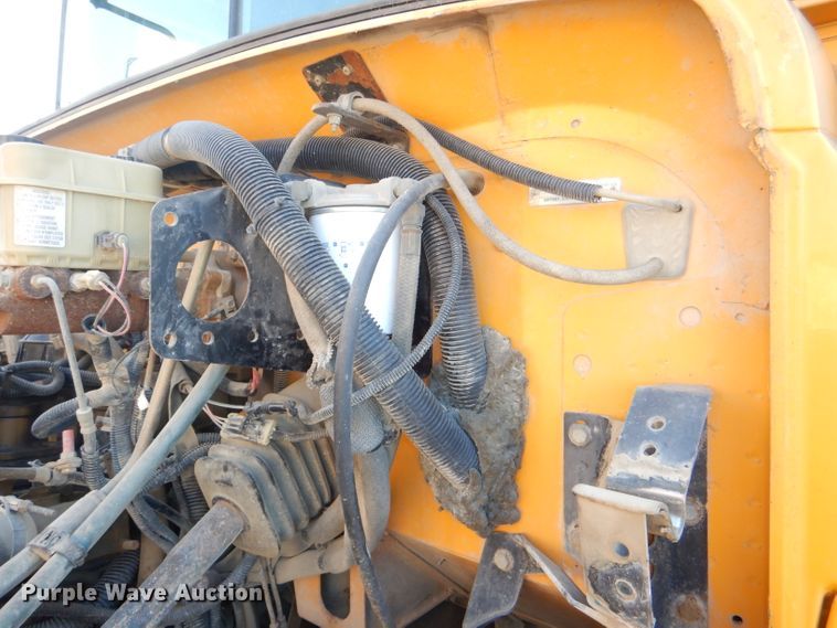 image for item DI2547 2002 Freightliner FS65 Thomas school bus