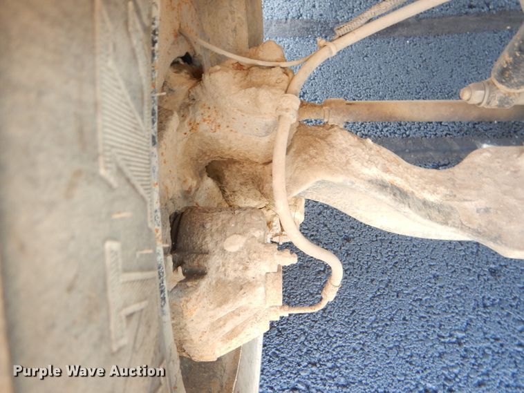 image for item DI2547 2002 Freightliner FS65 Thomas school bus