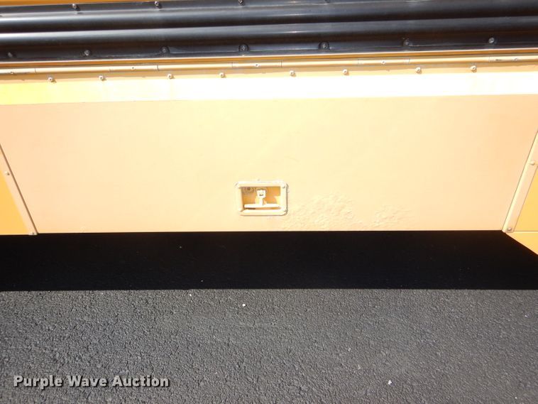 image for item DI2547 2002 Freightliner FS65 Thomas school bus