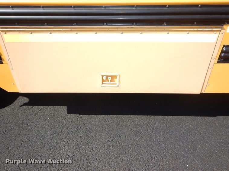 image for item DI2547 2002 Freightliner FS65 Thomas school bus