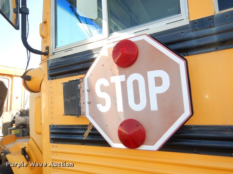 image for item DI2547 2002 Freightliner FS65 Thomas school bus