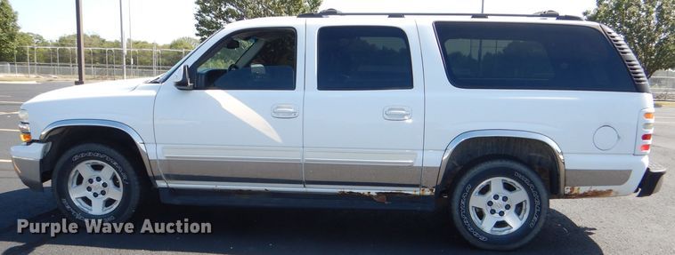 image for item DI2548 2004 Chevrolet Suburban 1500 SUV