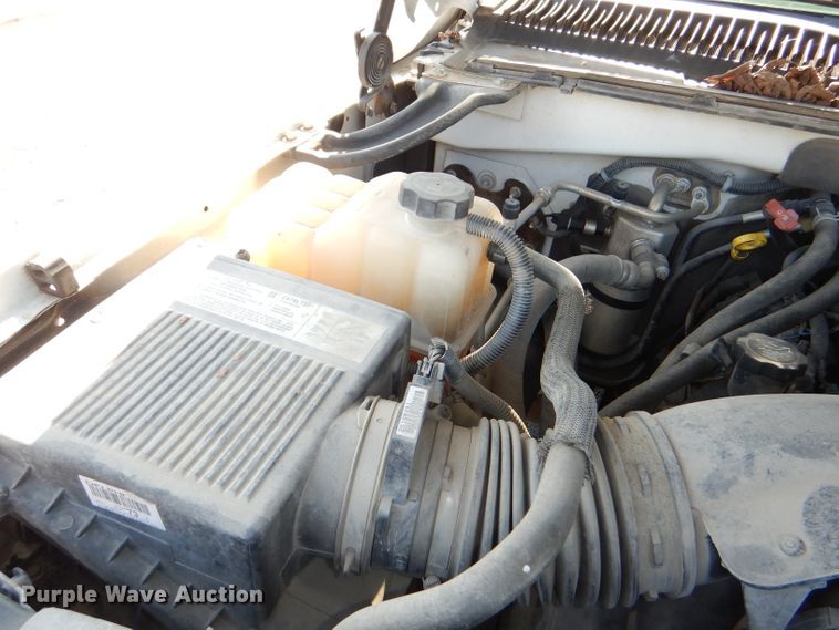 image for item DI2548 2004 Chevrolet Suburban 1500 SUV