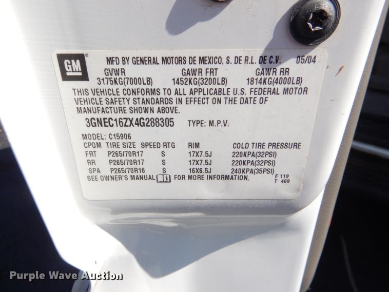 image for item DI2548 2004 Chevrolet Suburban 1500 SUV