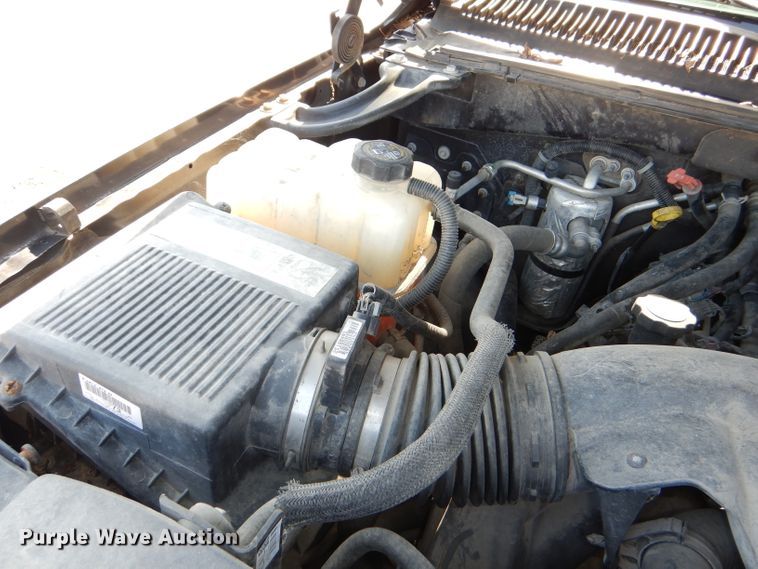 image for item DI2549 2003 Chevrolet Suburban 1500 LT SUV