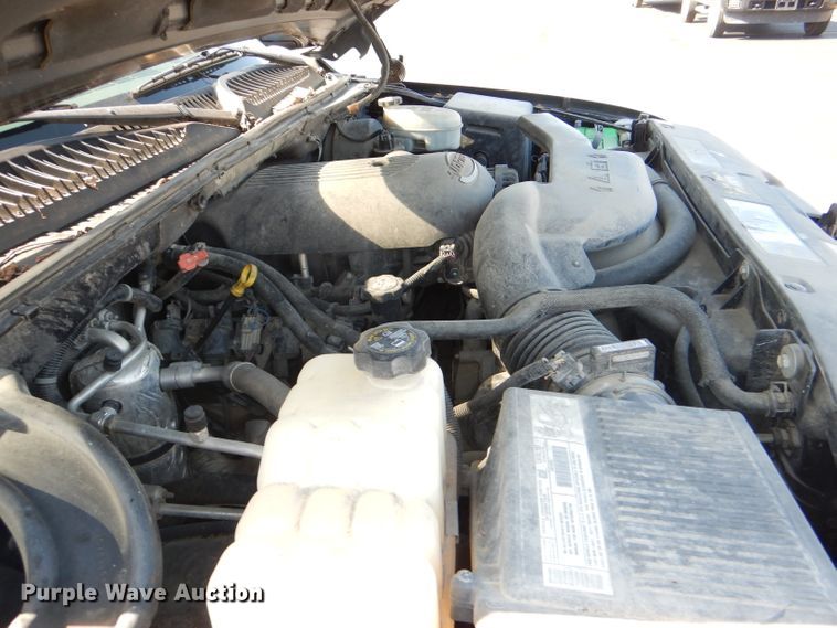 image for item DI2549 2003 Chevrolet Suburban 1500 LT SUV