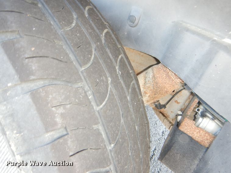 image for item DI2549 2003 Chevrolet Suburban 1500 LT SUV