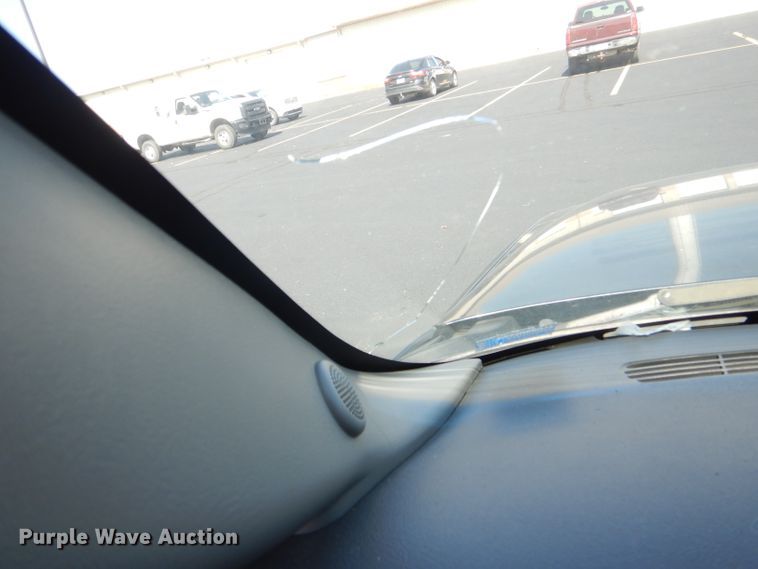 image for item DI2549 2003 Chevrolet Suburban 1500 LT SUV