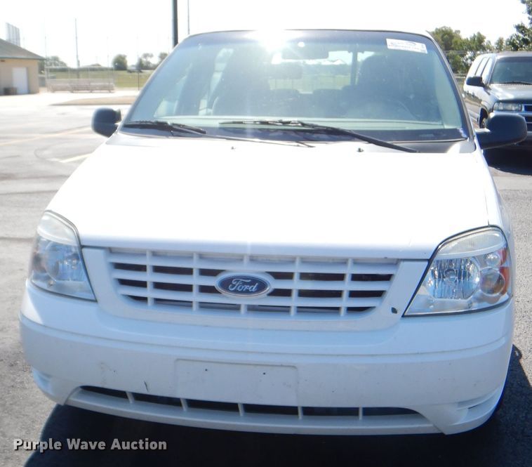 image for item DI2550 2005 Ford Freestar van