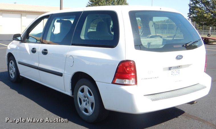 image for item DI2550 2005 Ford Freestar van