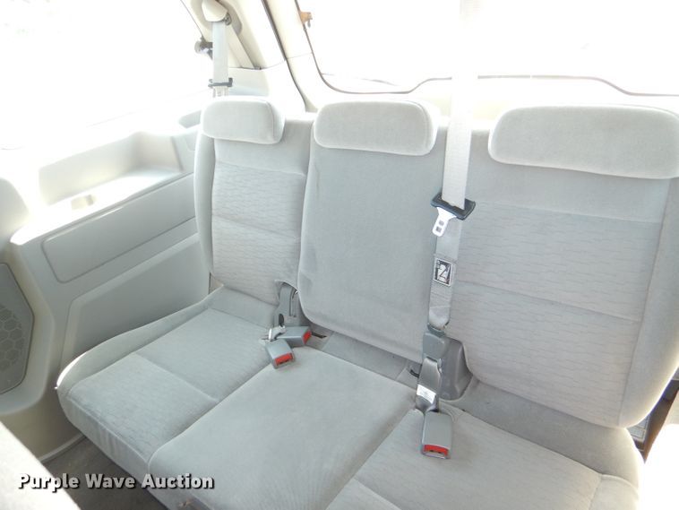 image for item DI2550 2005 Ford Freestar van