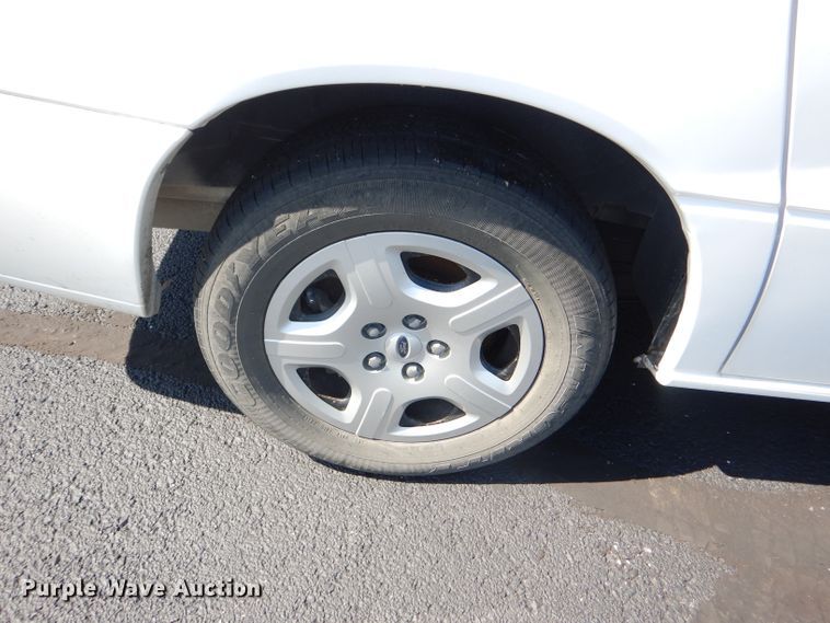 image for item DI2550 2005 Ford Freestar van