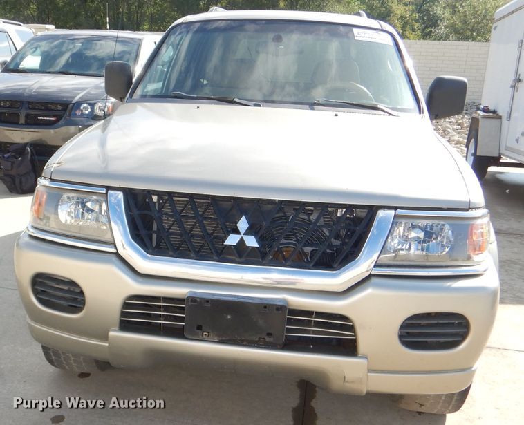 image for item DI2554 2002 Mitsubishi Montero Sport SUV