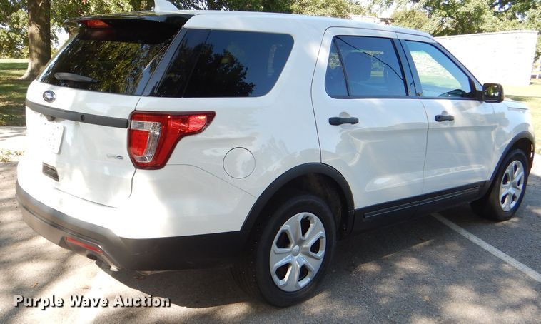 image for item DI2558 2016 Ford Explorer Police SUV