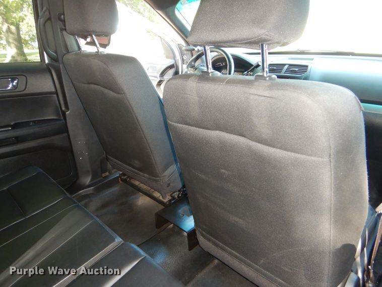 image for item DI2558 2016 Ford Explorer Police SUV