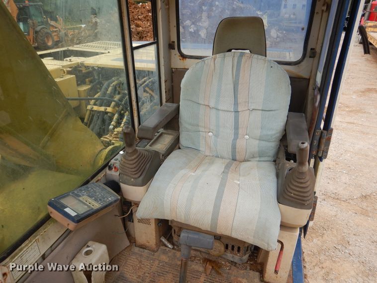 image for item EK9062 1993 Komatsu PC150-5 excavator