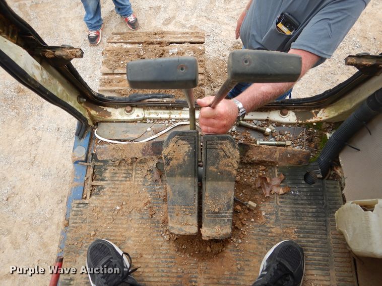 image for item EK9062 1993 Komatsu PC150-5 excavator