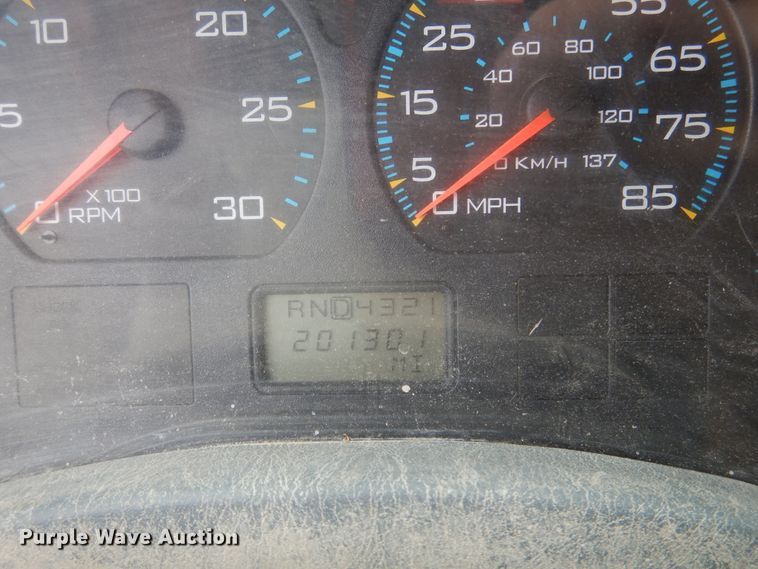 image for item EK9063 2003 International 7400 dump truck