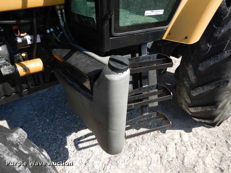 image for item EK9078 2004 Challenger MT465B MFWD tractor