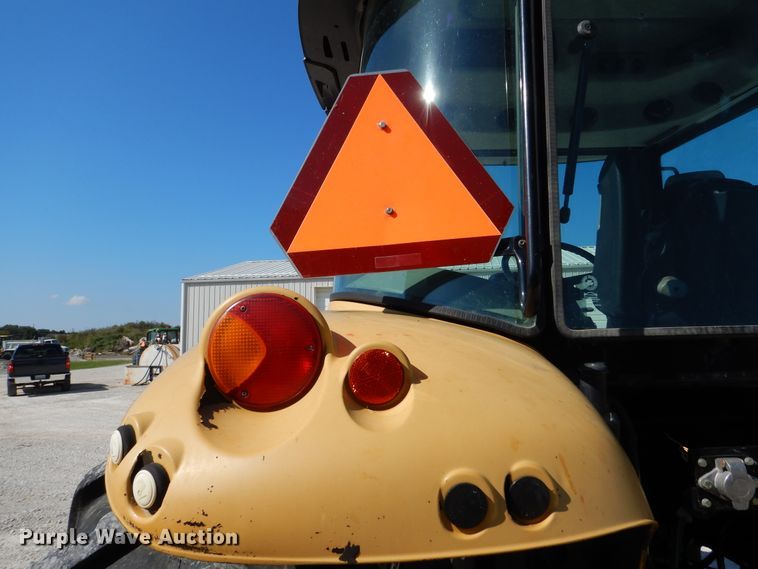 image for item EK9078 2004 Challenger MT465B MFWD tractor