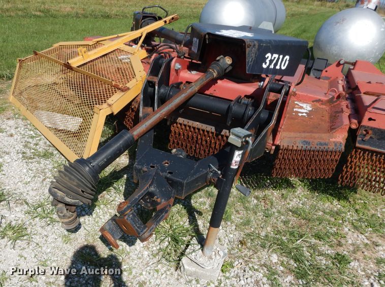 image for item EK9079 Bush Hog 3710 rotary mower