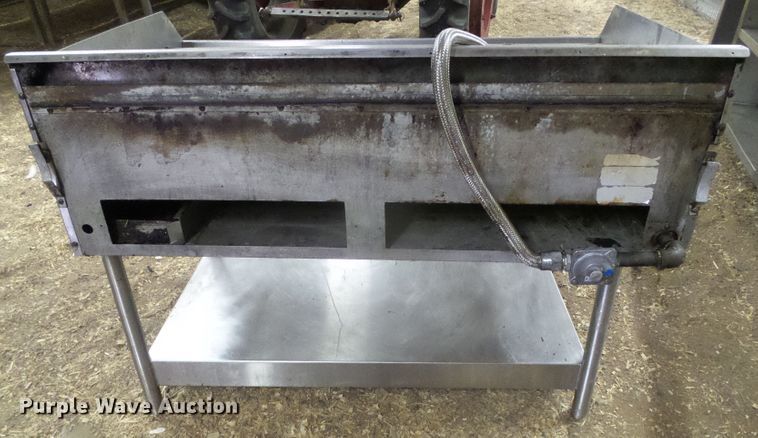image for item EQ9211 Southbend stainless steel griddle