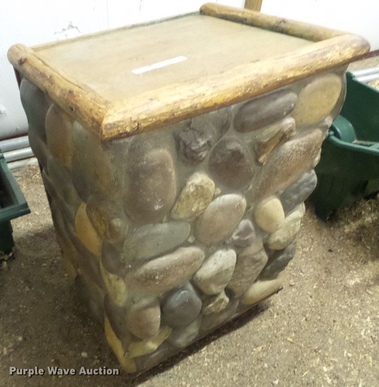 image for item EQ9214 Furniture