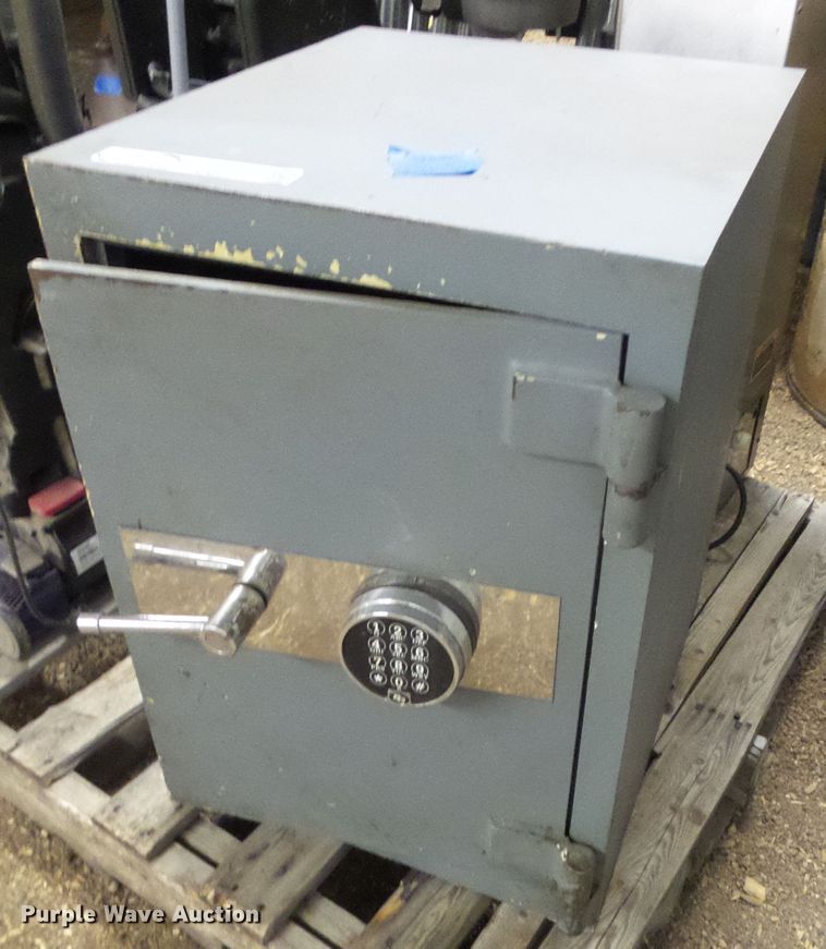 image for item EQ9215 Office supplies and equipment