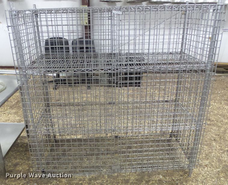 image for item EQ9216 Enclosed steel shelving
