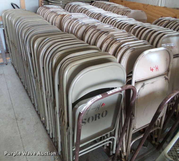 image for item EQ9218 Approximately 90 steel folding chairs