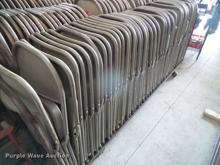 image for item EQ9218 Approximately 90 steel folding chairs