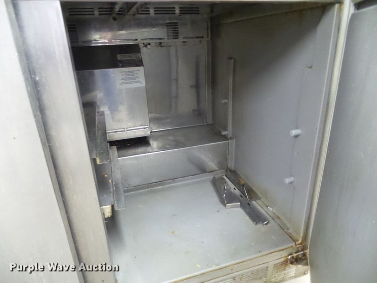 image for item EQ9226 McCall stainless steel cooler