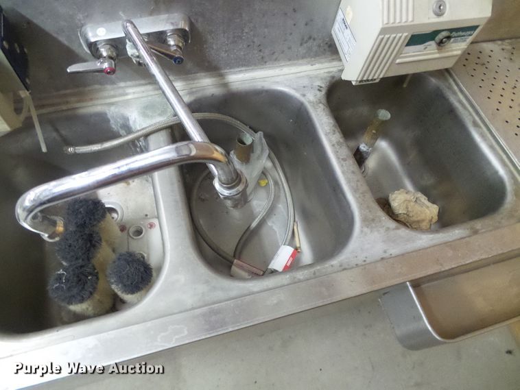 image for item EQ9227 Eagle stainless steel sink