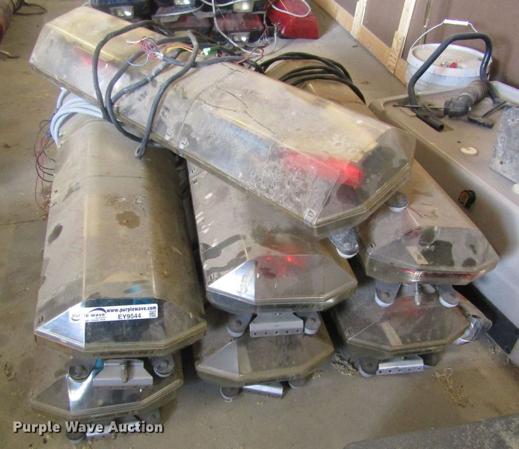 image for item EY9544 (7) Code 3 light bars