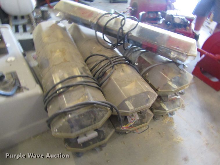 image for item EY9544 (7) Code 3 light bars